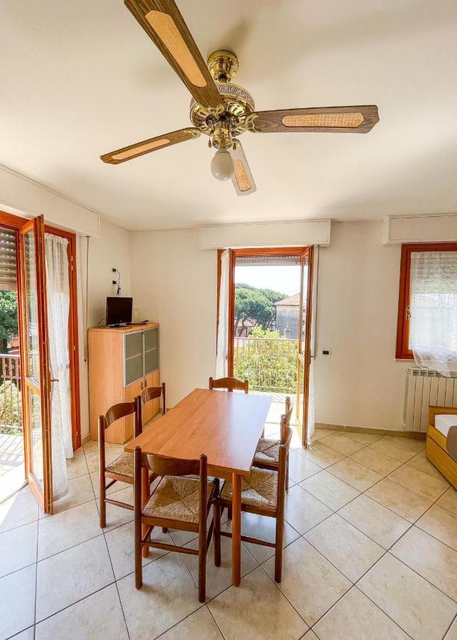 Aparthotel Cherie 3*